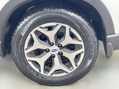 Used 2024 Subaru Forester Premium image 35