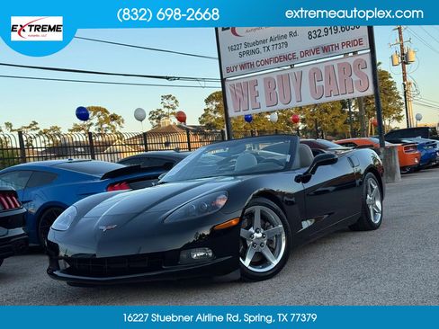 Used 2005 Chevrolet Corvette Convertible 2D w/ Preferred Equipment Group image 1