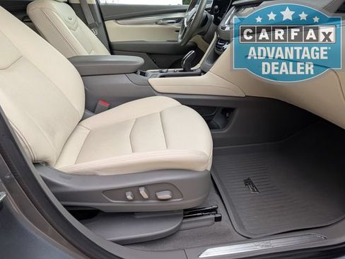 Used 2022 Cadillac XT5 Premium Luxury w/ Technology Package FWD image 28