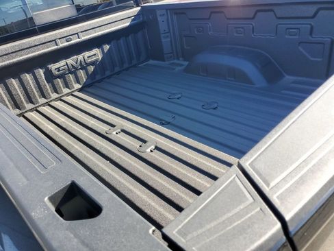 New 2026 GMC Sierra 2500 Denali w/ Denali Reserve Package image 6