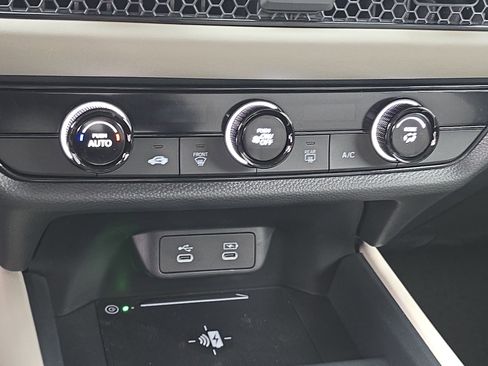 New 2026 Honda HR-V LX image 23