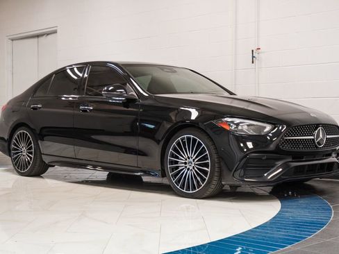 Used 2023 Mercedes-Benz C 300 Sedan w/ AMG Line w/ Night Package image 5