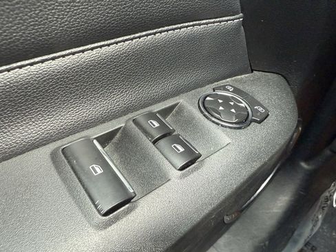 Used 2023 Ford Mustang Premium image 25