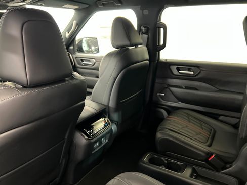 New 2026 Nissan Armada PRO-4X AWD/4WD image 19