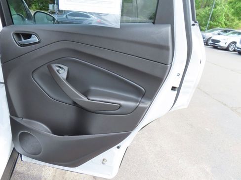 Used 2018 Ford Escape SE FWD image 21