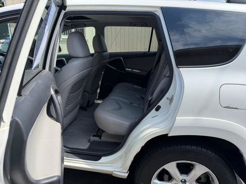 Used 2011 Toyota RAV4 Limited w/ Limited Extra Value Pkg AWD/4WD image 13