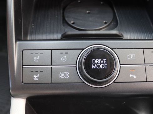 Used 2024 Hyundai Kona Limited FWD image 20