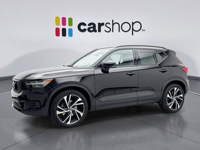 Used 2021 Volvo XC40 T5 R-Design w/ Advanced Package