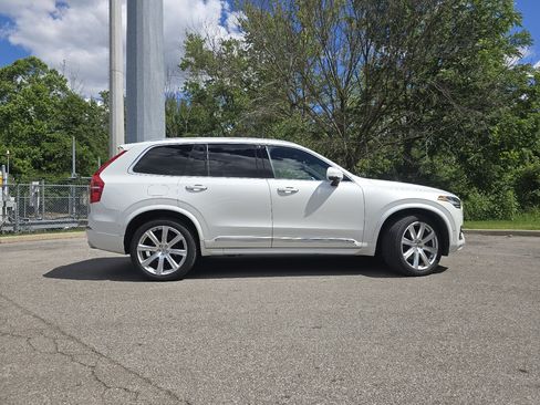 Used 2017 Volvo XC90 T6 Inscription w/ Vision Package AWD/4WD image 19