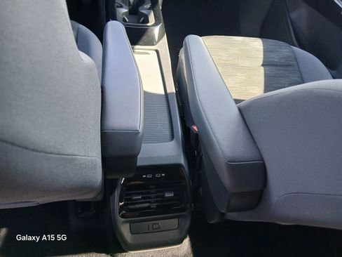 Used 2022 Volkswagen ID.4 Pro image 27