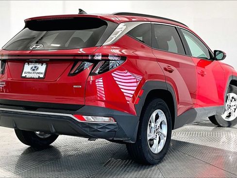 Certified 2022 Hyundai Tucson SEL AWD/4WD image 2