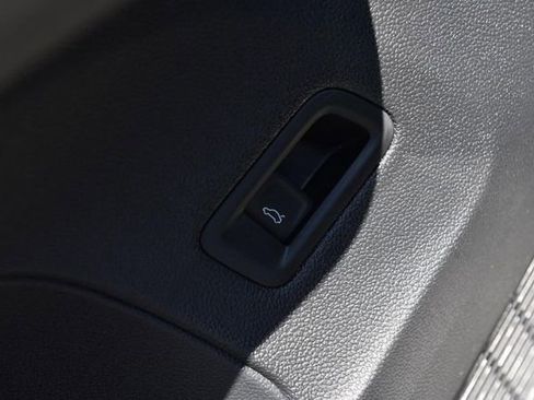 New 2026 Volkswagen Atlas SEL AWD/4WD image 9