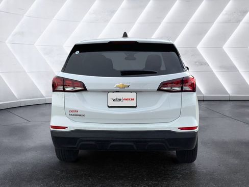 Used 2024 Chevrolet Equinox LS w/ LS Convenience Package FWD image 5