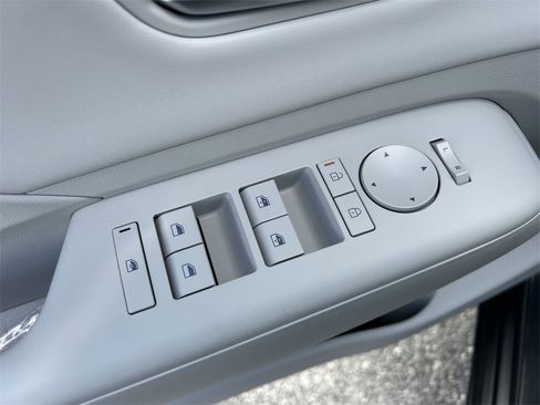 New 2026 Hyundai Kona SEL Premium image 21