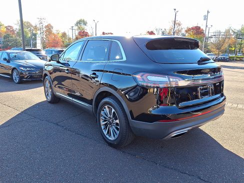 Used 2020 Lincoln Nautilus Reserve image 4