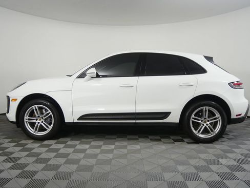 Used 2022 Porsche Macan AWD/4WD image 6