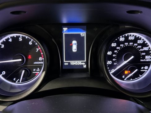 Used 2021 Toyota Camry SE image 17