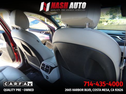 Used 2022 Genesis G70 2.0T RWD image 34
