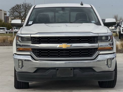Used 2017 Chevrolet Silverado 1500 LT w/ Texas Edition image 9
