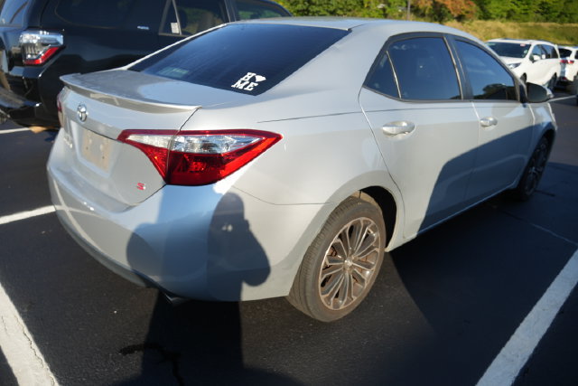 Used 2015 Toyota Corolla S FWD image 22