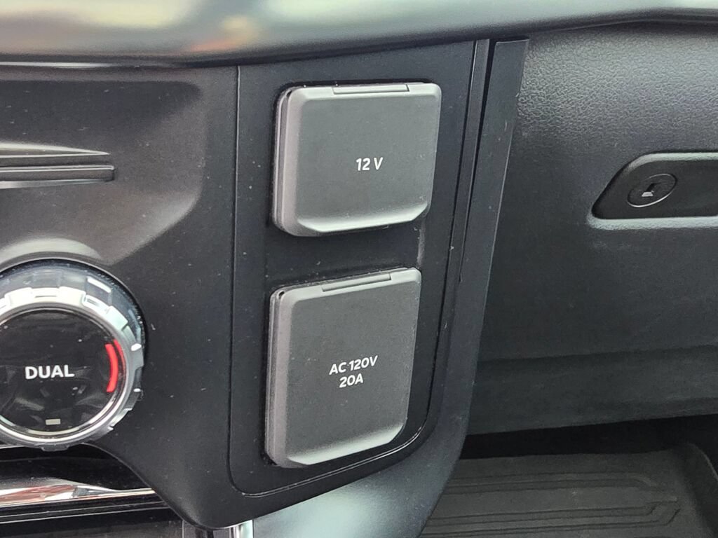Used 2024 Ford F150 Raptor AWD/4WD image 25
