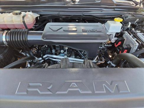 Used 2022 RAM 1500 Big Horn AWD/4WD image 22