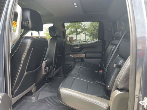 Used 2021 Chevrolet Silverado 1500 LT Trail Boss w/ Bed Protection Package AWD/4WD image 3