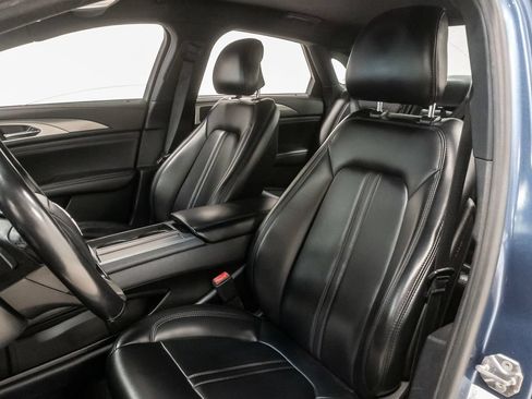 Used 2019 Lincoln MKZ Premiere FWD image 9