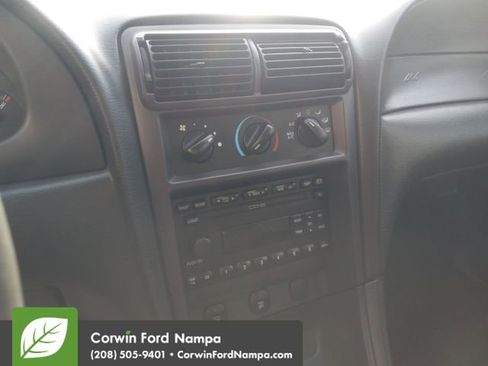 Used 2001 Ford Mustang GT image 15
