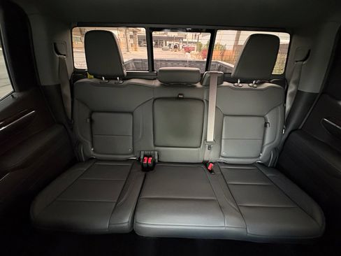 Used 2024 GMC Sierra 1500 Elevation w/ Elevation Premium Package AWD/4WD image 33