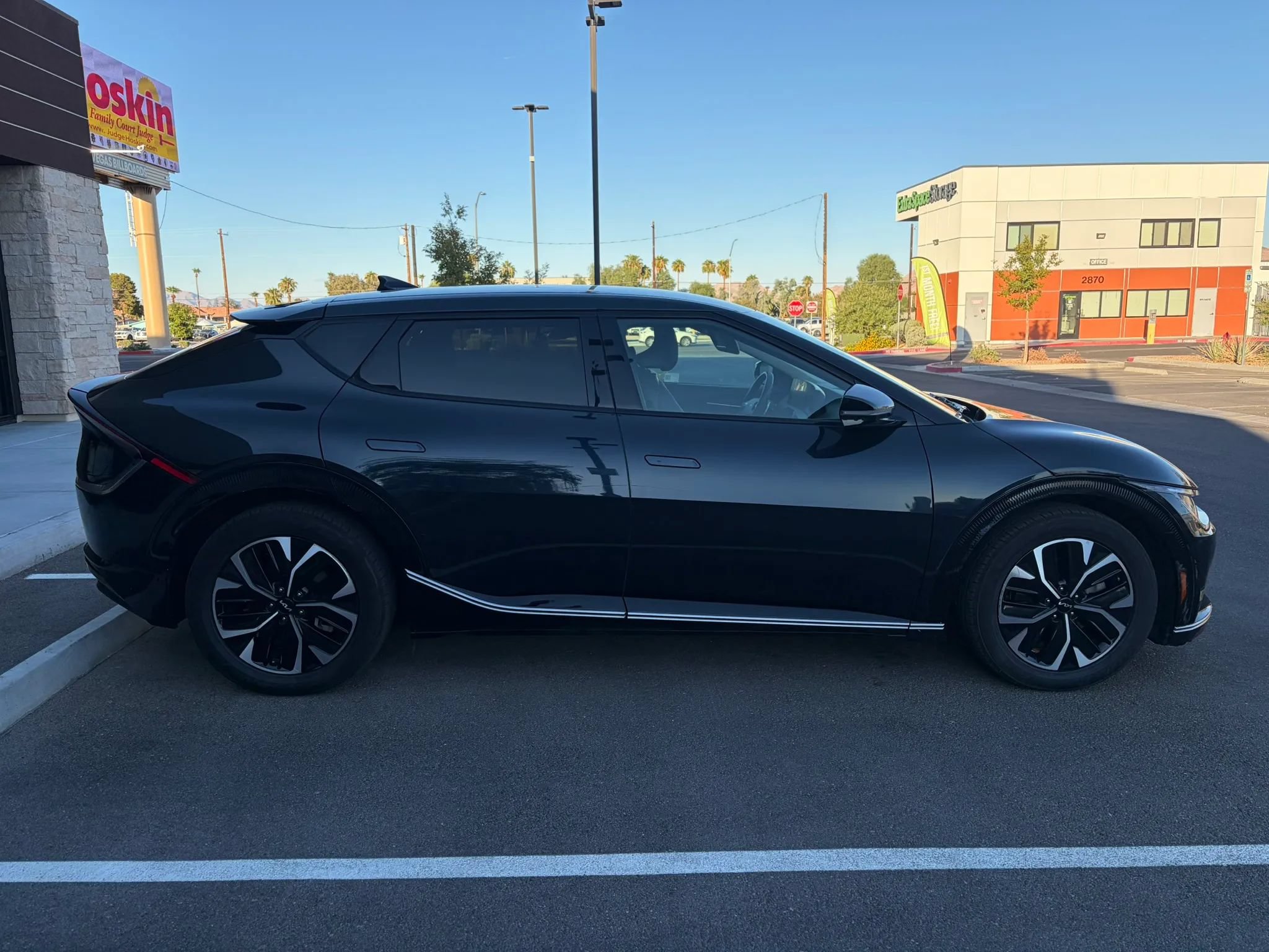 Used 2022 Kia EV6 Wind AWD/4WD image 4