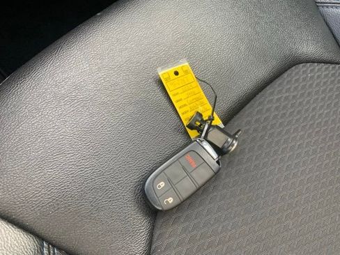 Used 2024 Jeep Compass Latitude image 20