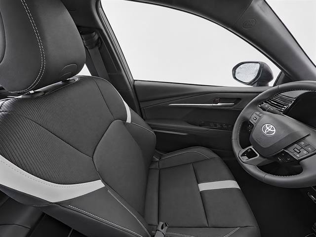 New 2026 Toyota Camry SE FWD image 10