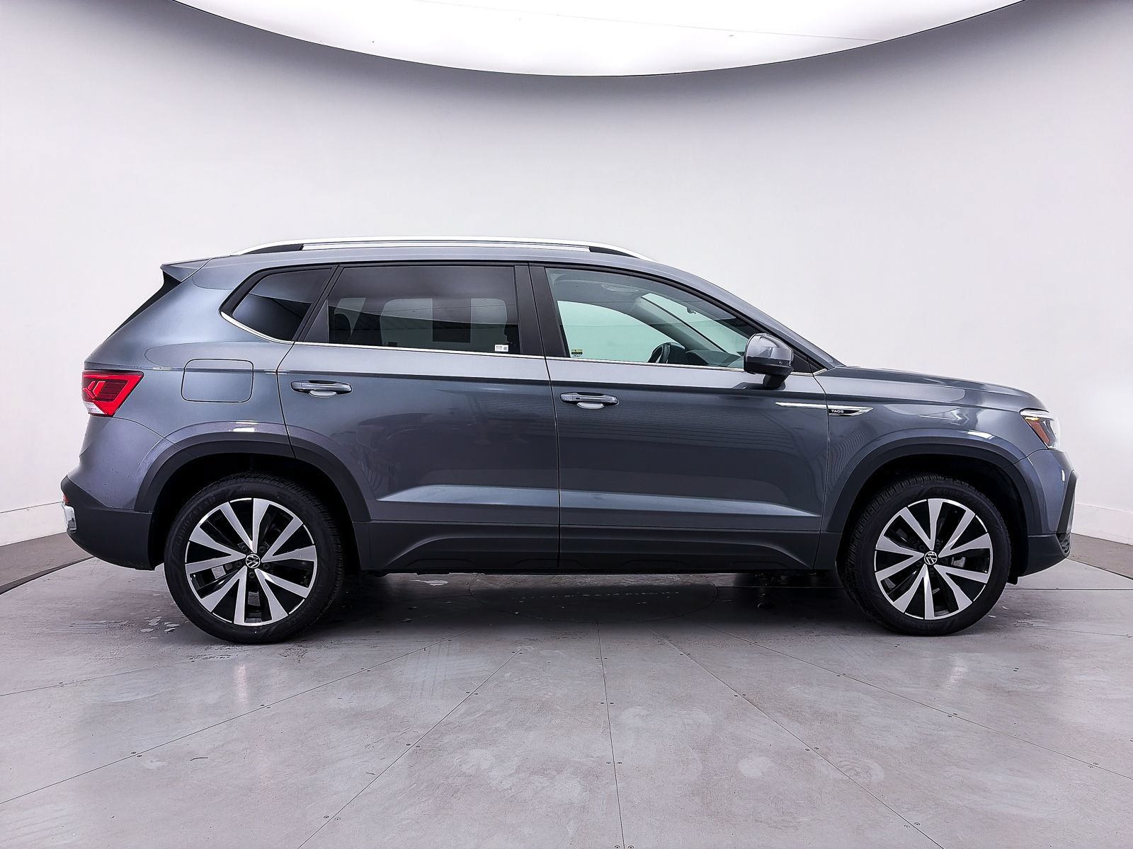 Used 2022 Volkswagen Taos SE FWD image 37