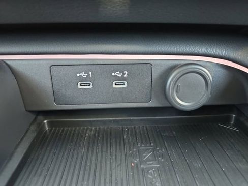 New 2026 Nissan Sentra SV image 6