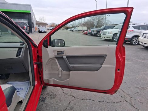 Used 2008 Ford Focus S image 13