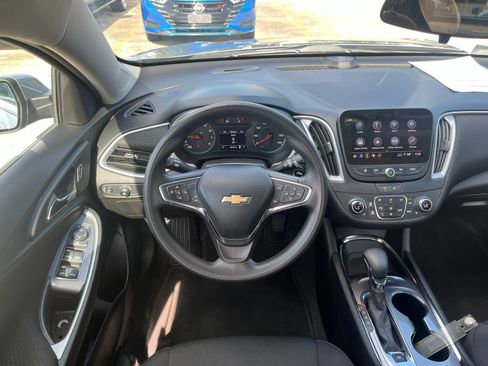 Used 2024 Chevrolet Malibu LT FWD image 11