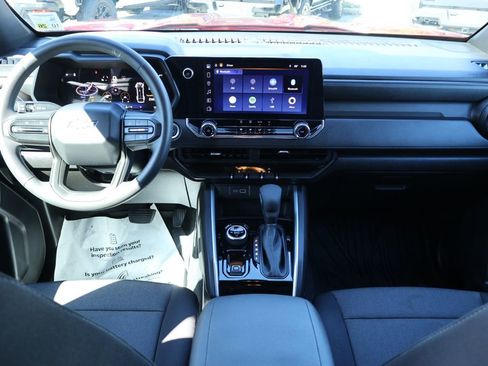 Used 2024 Chevrolet Colorado Trail Boss w/ Advanced Trailering Package image 7