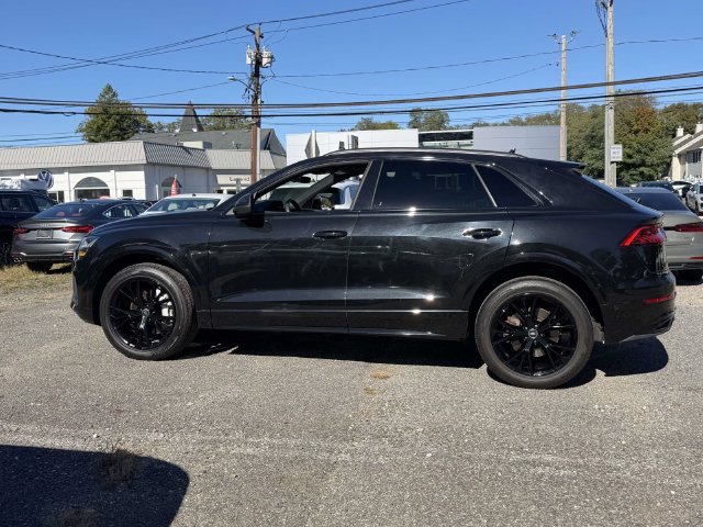 Used 2023 Audi Q8 Premium w/ Convenience Package AWD/4WD image 2