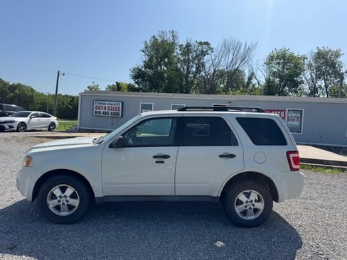 Used 2012 Ford Escape XLT AWD/4WD image 5