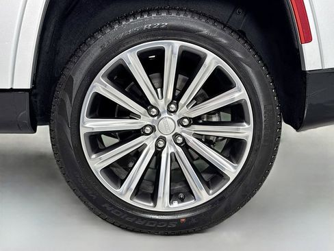 Used 2023 Jeep Grand Wagoneer Series II image 13