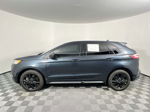 Used 2022 Ford Edge SE w/ Black Appearance Package image 7