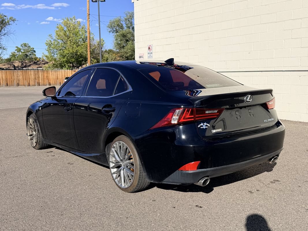 Used 2016 Lexus IS 200t w/ F Sport Package RWD image 5