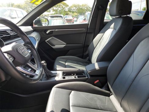 Used 2021 Audi Q3 2.0T Premium Plus w/ Premium Plus Package image 21