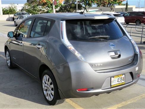 Used 2014 Nissan Leaf S w/ Charge Package FWD image 3
