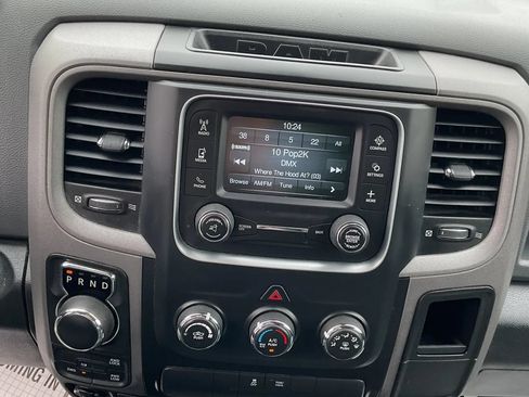 Used 2017 RAM 1500 Express AWD/4WD image 16