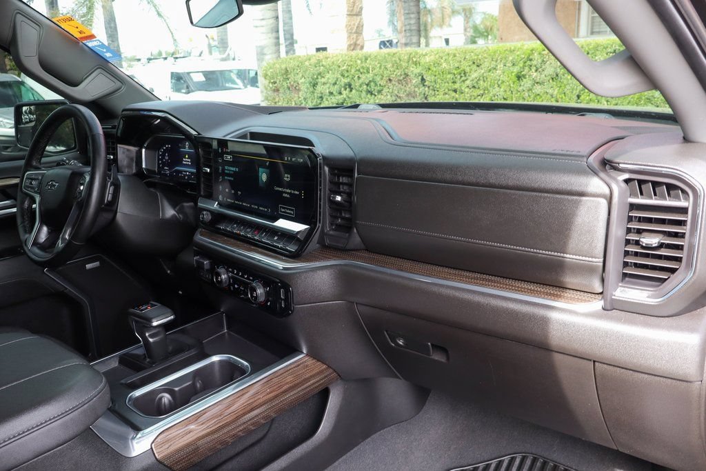 Used 2025 Chevrolet Silverado 1500 RST w/ All Star Edition Plus RWD image 39