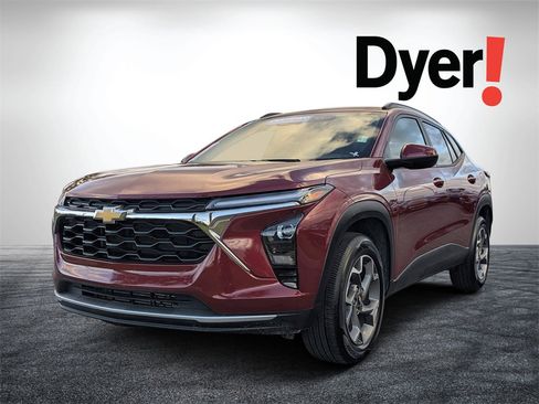 Certified 2025 Chevrolet Trax LT image 8