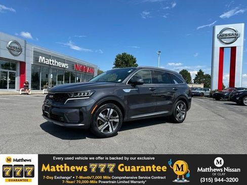 Used 2024 Kia Sorento EX w/ Panoramic Sunroof Package AWD/4WD image 1