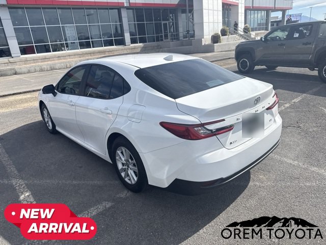 Used 2025 Toyota Camry LE FWD image 8
